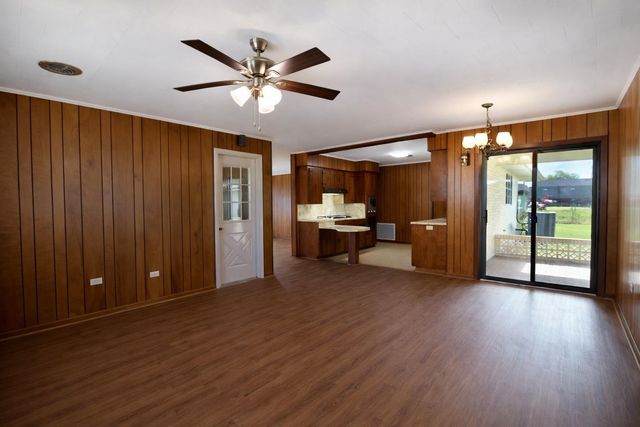 536 S Holly Rd, Labadieville, LA 70372