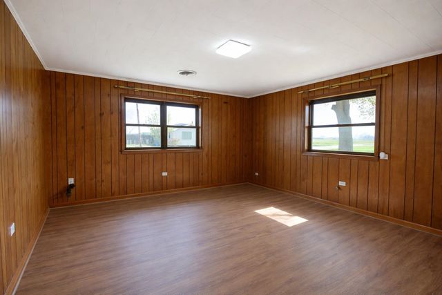 536 S Holly Rd, Labadieville, LA 70372