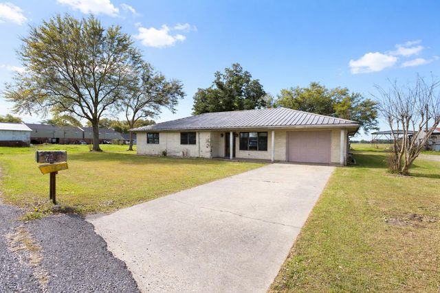536 S Holly Rd, Labadieville, LA 70372