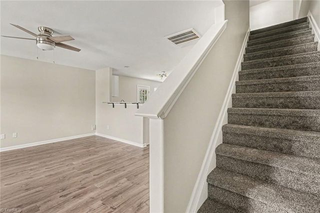 1662 Parkside Meadow Drive, Winston-salem, NC 27127