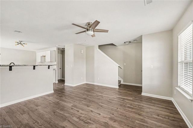 1662 Parkside Meadow Drive, Winston-salem, NC 27127