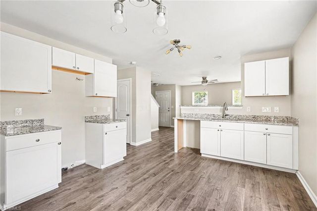 1662 Parkside Meadow Drive, Winston-salem, NC 27127