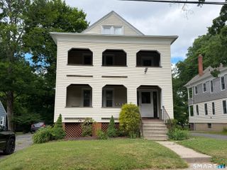 105 Grennan Road, West Hartford, CT 06107