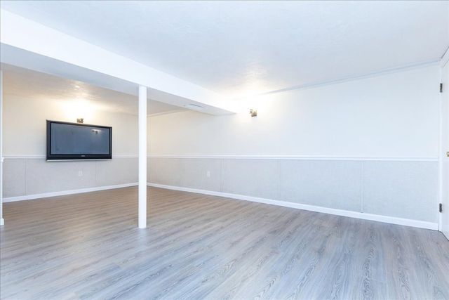 47 Cherry St, Newton, MA 02465