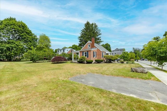 47 Cherry St, Newton, MA 02465