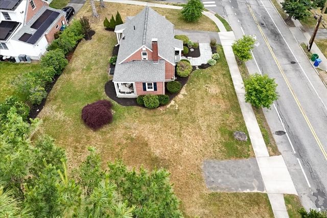 47 Cherry St, Newton, MA 02465