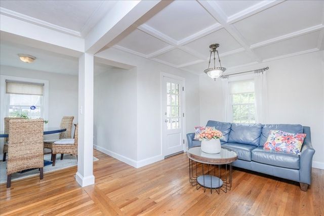 47 Cherry St, Newton, MA 02465
