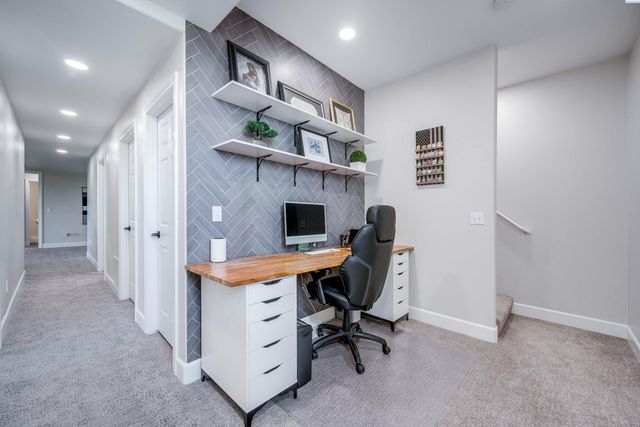 1215 Sunnyside Dr, Pullman, WA 99163