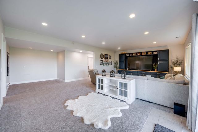 1215 Sunnyside Dr, Pullman, WA 99163