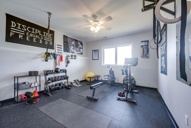 1215 Sunnyside Dr, Pullman, WA 99163