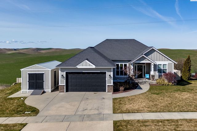 1215 Sunnyside Dr, Pullman, WA 99163