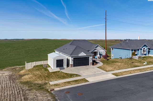 1215 Sunnyside Dr, Pullman, WA 99163