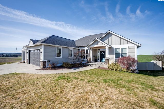 1215 Sunnyside Dr, Pullman, WA 99163