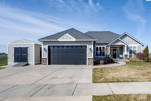 1215 Sunnyside Dr, Pullman, WA 99163