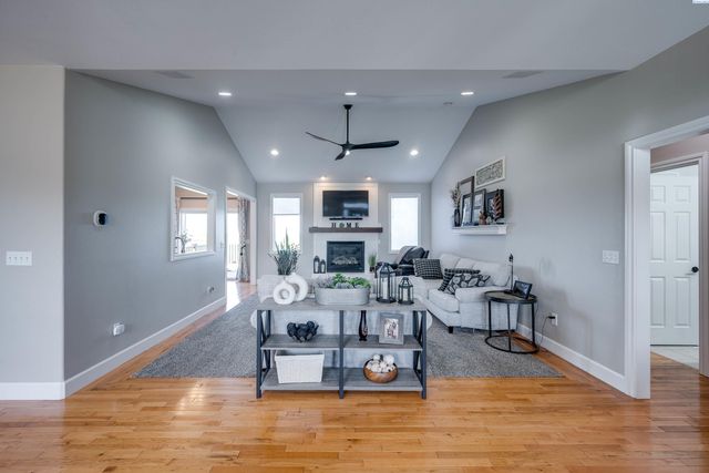 1215 Sunnyside Dr, Pullman, WA 99163