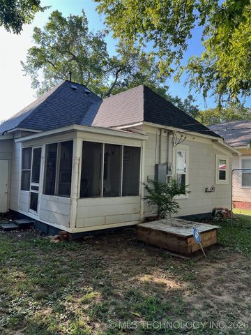 109 S Vine Avenue, Cleveland, OK 74020