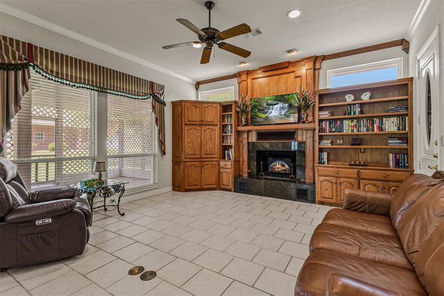 3107 Harris Street, Gainesville, TX 76240
