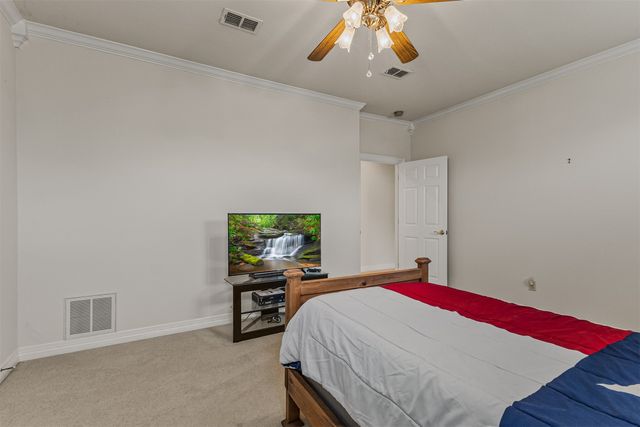 3107 Harris Street, Gainesville, TX 76240