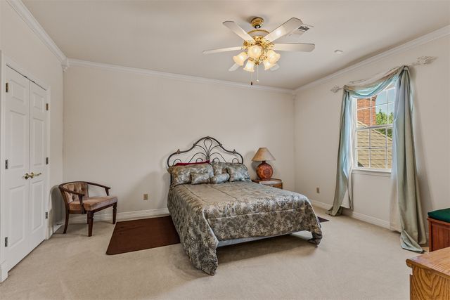 3107 Harris Street, Gainesville, TX 76240
