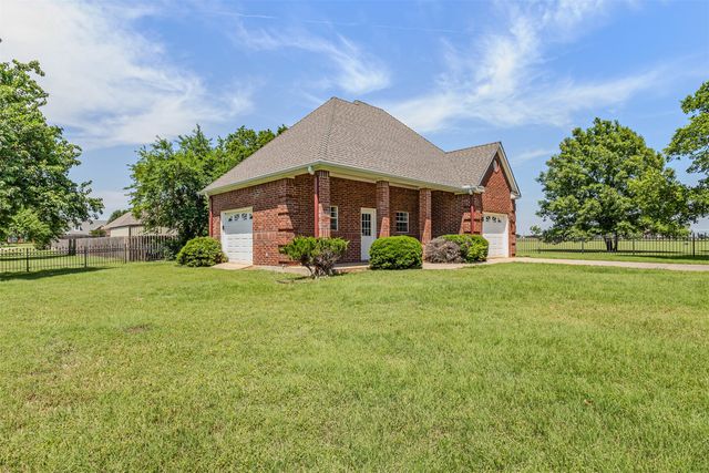 3107 Harris Street, Gainesville, TX 76240