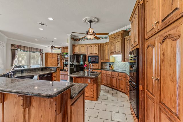 3107 Harris Street, Gainesville, TX 76240