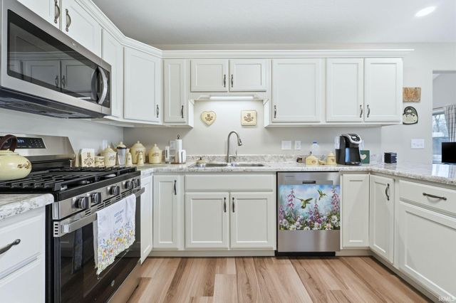 2361 Serenity Court, Auburn, IN 46706