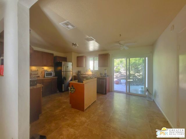 9051 Calle Del Diablo, Desert Hot Springs, CA 92240