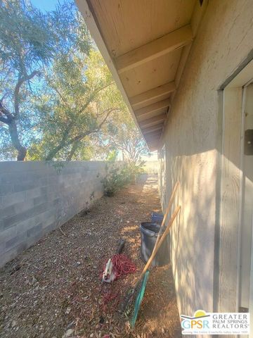 9051 Calle Del Diablo, Desert Hot Springs, CA 92240