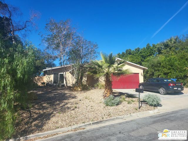 9051 Calle Del Diablo, Desert Hot Springs, CA 92240