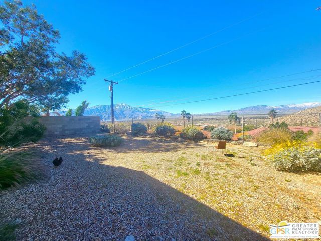 9051 Calle Del Diablo, Desert Hot Springs, CA 92240