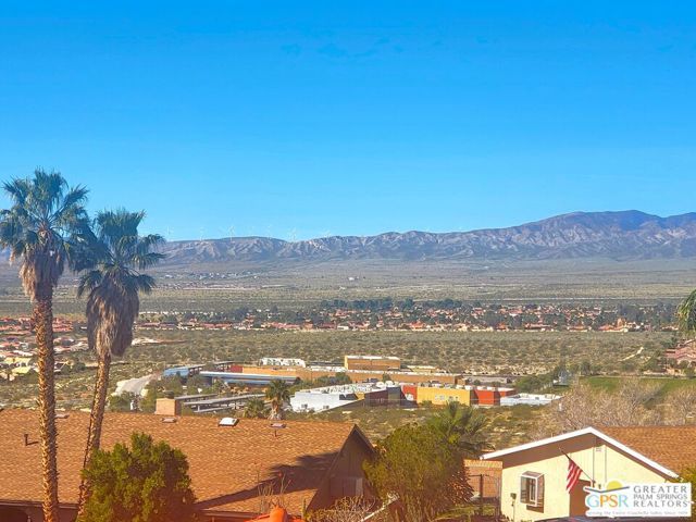 9051 Calle Del Diablo, Desert Hot Springs, CA 92240