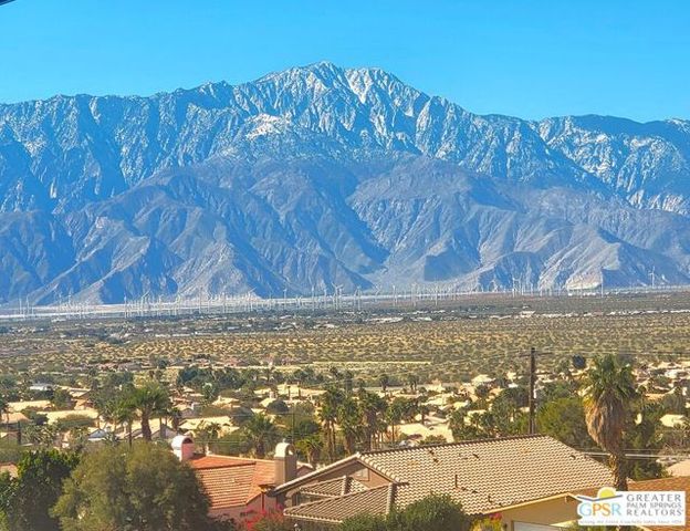 9051 Calle Del Diablo, Desert Hot Springs, CA 92240