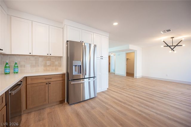 3915 East Reno Avenue, Las Vegas, NV 89120