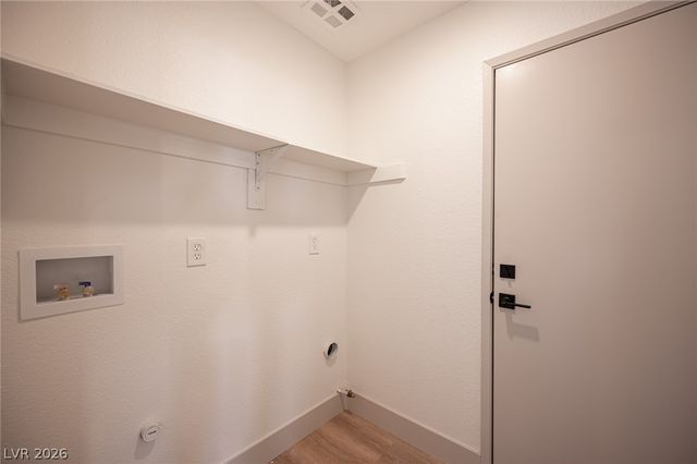 3915 East Reno Avenue, Las Vegas, NV 89120