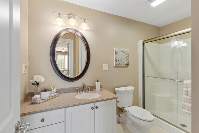 11 Swan Ln, Andover, MA 01810