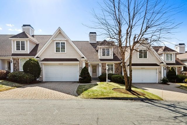 11 Swan Ln, Andover, MA 01810