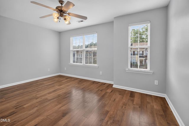 5316 Crescentview Parkway, Raleigh, NC 27606