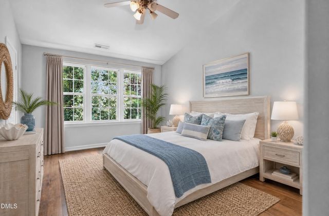 5316 Crescentview Parkway, Raleigh, NC 27606