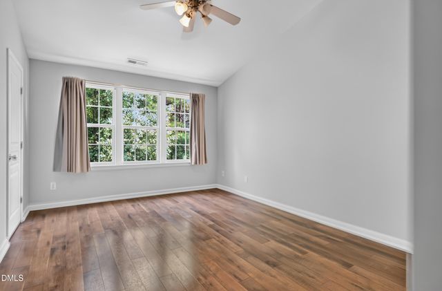 5316 Crescentview Parkway, Raleigh, NC 27606