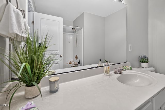 5316 Crescentview Parkway, Raleigh, NC 27606