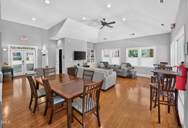 5316 Crescentview Parkway, Raleigh, NC 27606