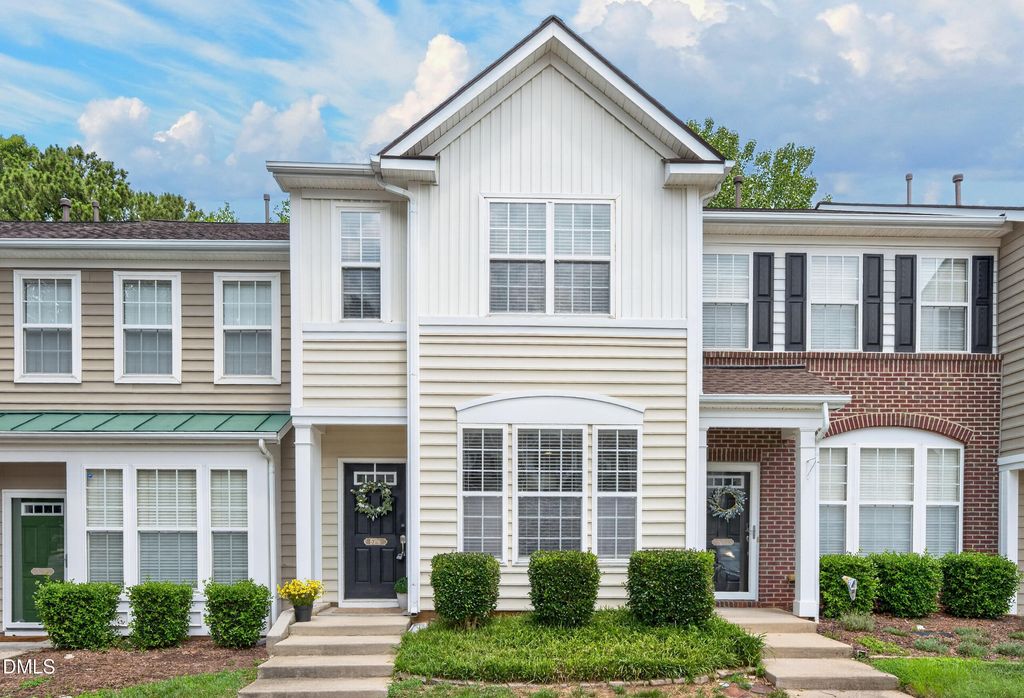 5316 Crescentview Parkway, Raleigh, NC 27606