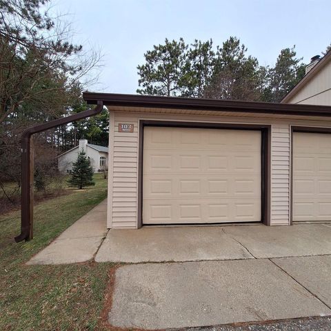 103 Saddle Ridge, Portage, WI 53901