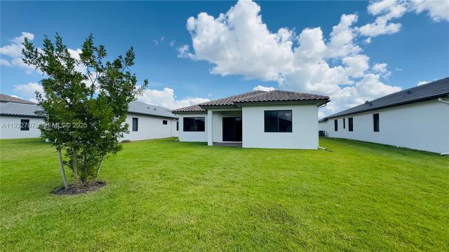 5089 PENELLA AVE, Ave Maria, FL 34142