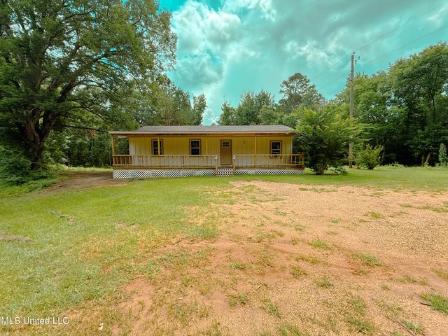 534 Scr 32 E, Forest, MS 39074