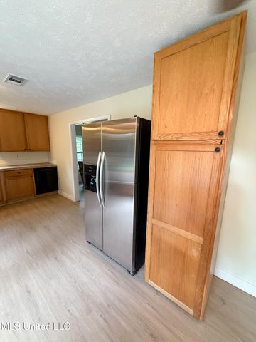 534 Scr 32 E, Forest, MS 39074
