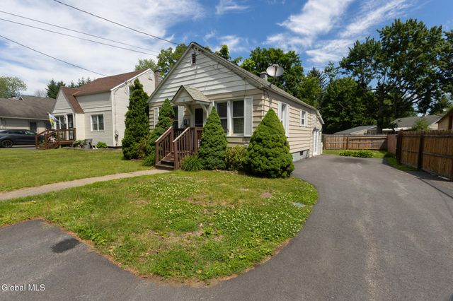 12 Boulevard Street, Hudson Falls, NY 12839