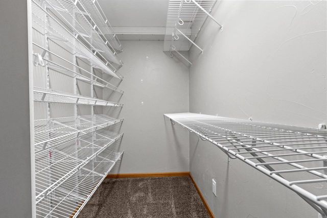 399 WATERVIEW ROAD, De Pere, WI 54115