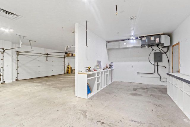 399 WATERVIEW ROAD, De Pere, WI 54115