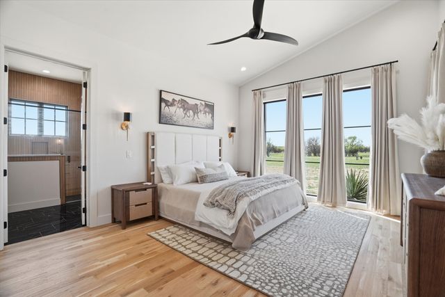 12 Crocket Valley Court, Strawn, TX 76475